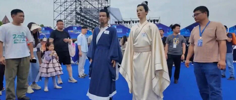 人形机器人柔性电子皮肤在文旅场景的应用