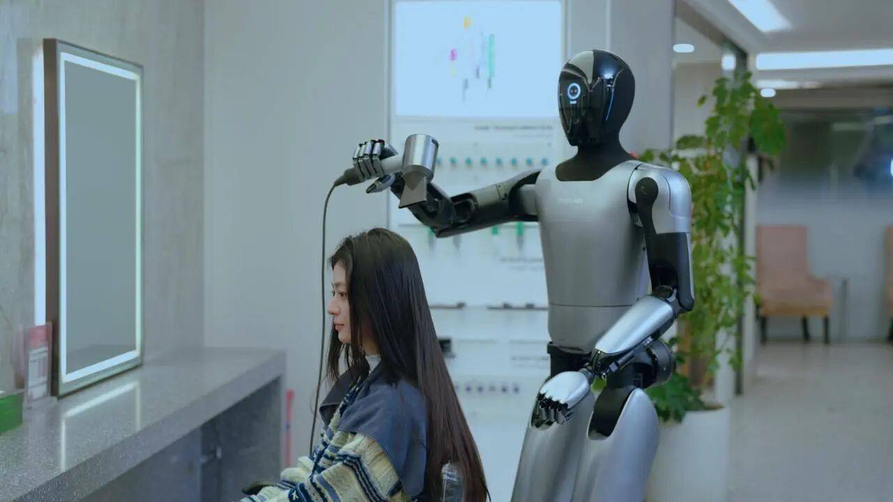 魔法原子举办2025场景战略发布会官宣“千景共创计划”落地1000个应用场景