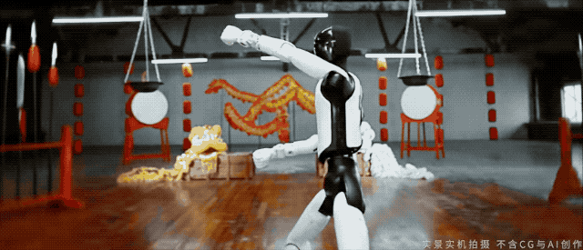 稚晖君最新机器人「凌空飞踢」震撼全网！智元远征A3：我要一个打十个| 爱范儿